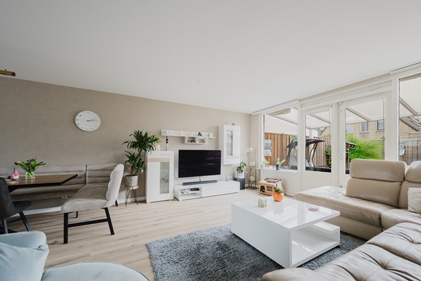 Medium property photo - Marga Klompéstraat 75, 3207 DD Spijkenisse